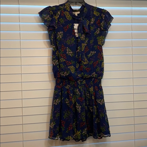 Ella Moss - Picture 1 of 8